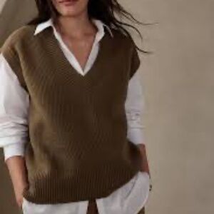 NWT Banana Republic sweater vest
